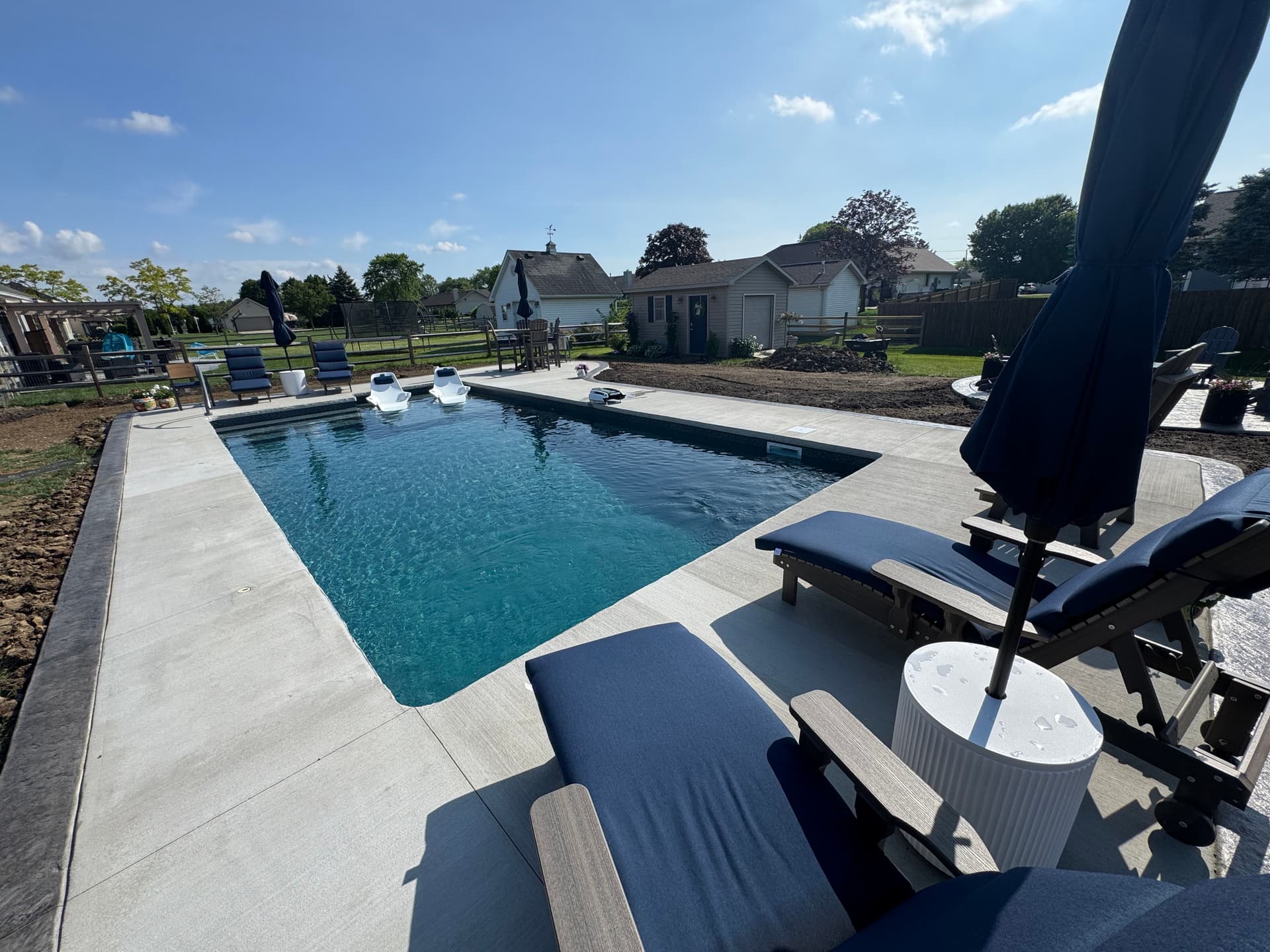 Elevate Your Summer with a 16x32 Vinyl Liner Pool Featuring Tanning Ledge image